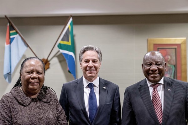 South Africa walks a tightrope on US relations