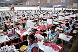 Swaziland: 1450 jobs to be lost at textile factory